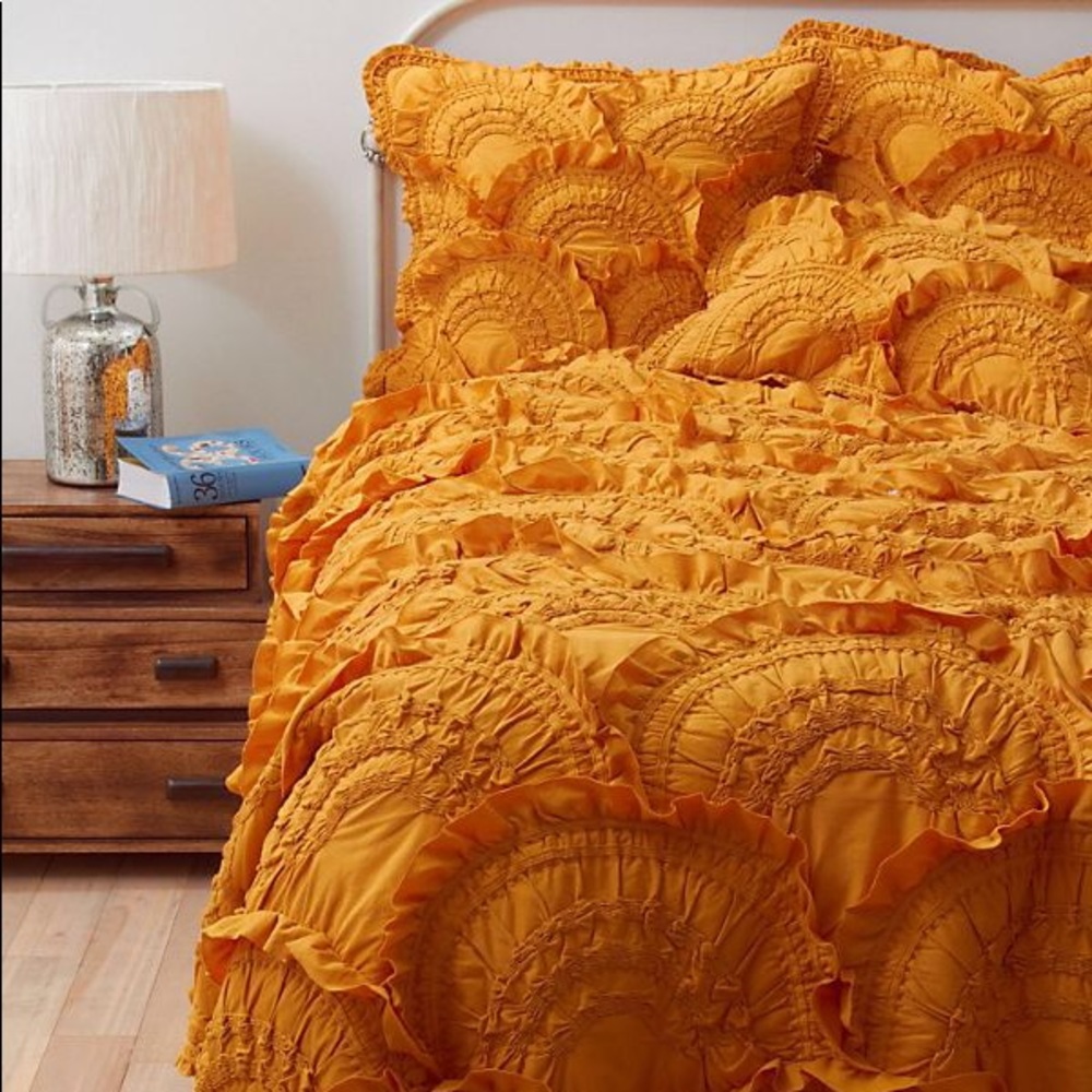 Anthropologie Rivulets Marigold